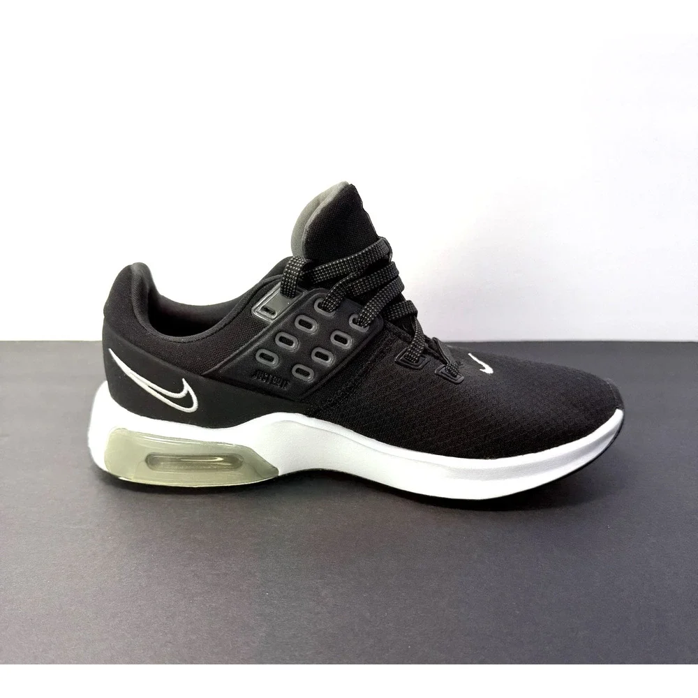 Nike Air Max Motion 2 Women’s size 6.5 AO0352-007 Black White Running Shoes